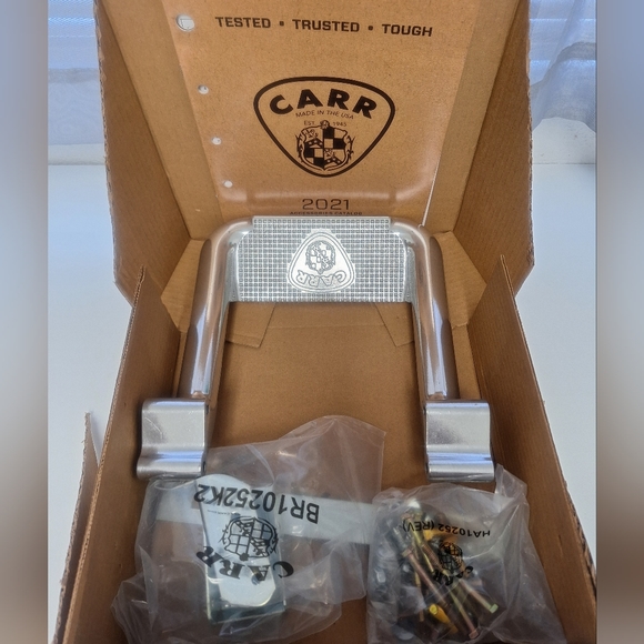 Carr 102522-1 Hoop II XM3 Chrome Polished Step- New in box - Picture 2 of 2